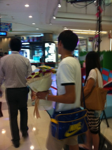 «ö¦¹¦b·sµøµ¡ÂsÄý¹Ï¤ù